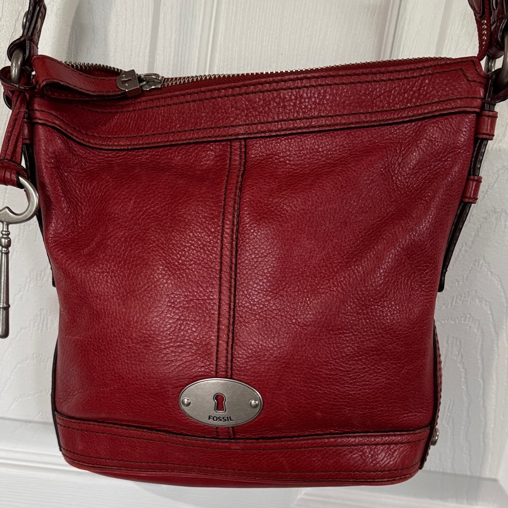 Fossil Cherry Red Leather Shoulder Bag